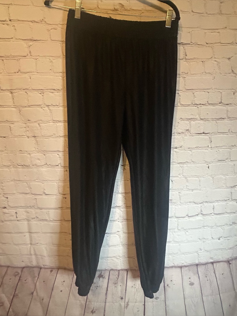 Forever 21 black coated joggers, M